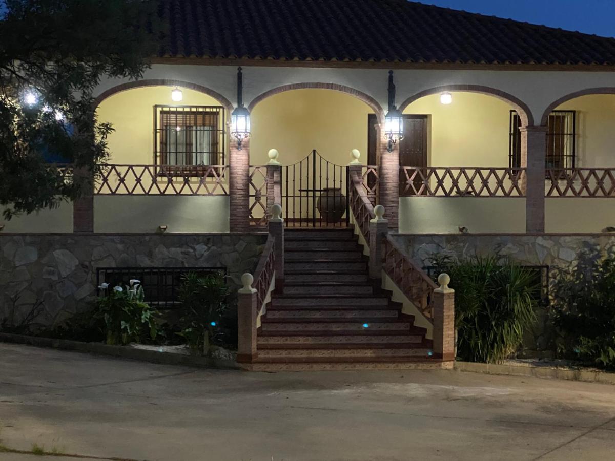 Casa Rural Montes De Trigo 헤레스 데 로스 카바예로스 외부 사진