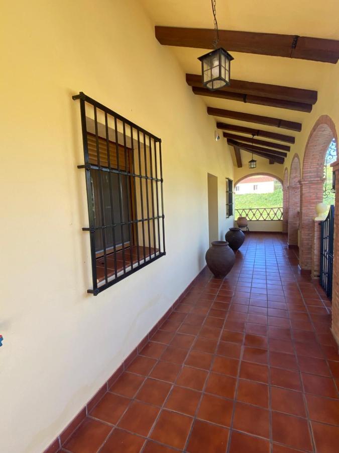 Casa Rural Montes De Trigo 헤레스 데 로스 카바예로스 외부 사진