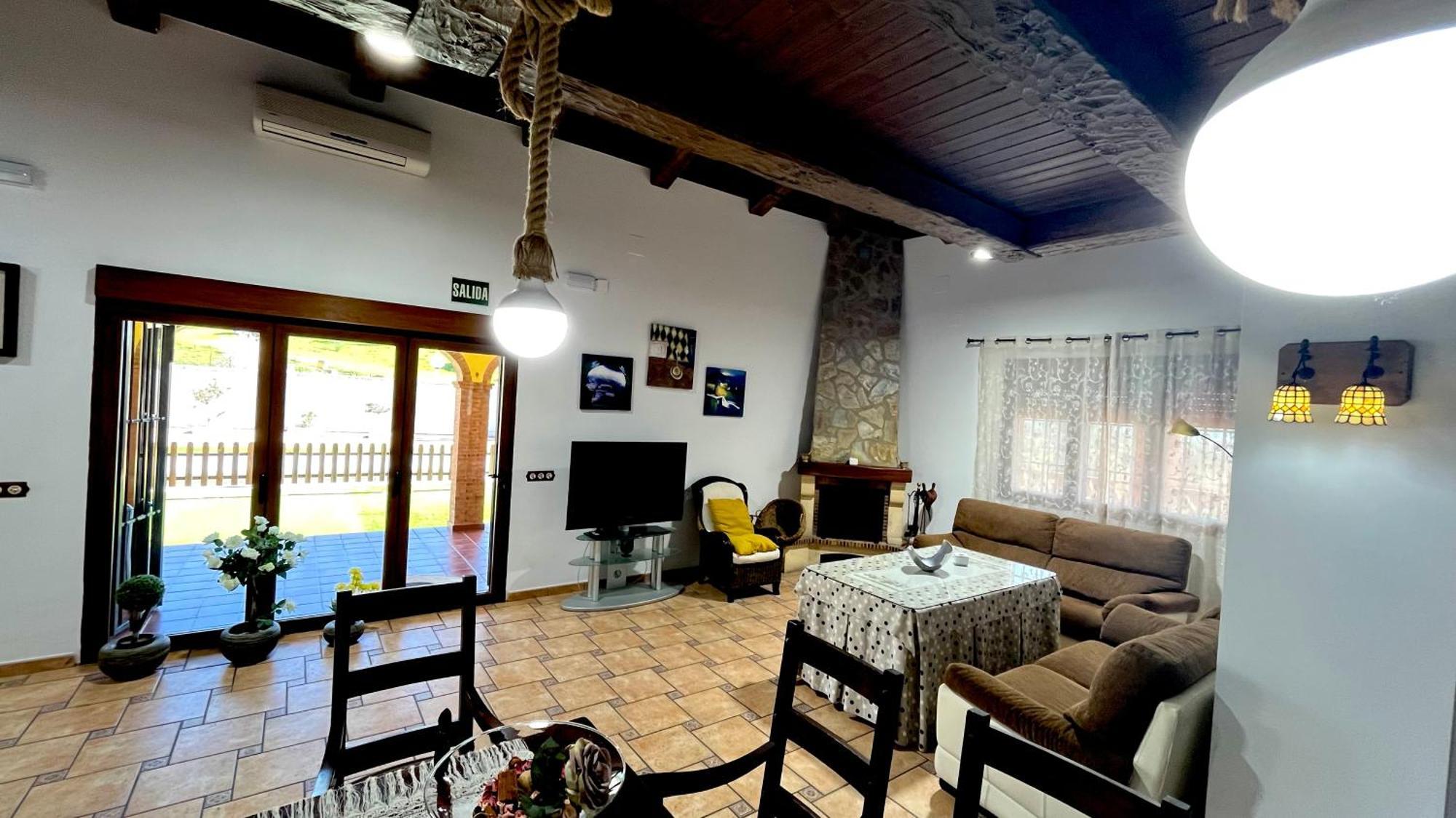 Casa Rural Montes De Trigo 헤레스 데 로스 카바예로스 외부 사진