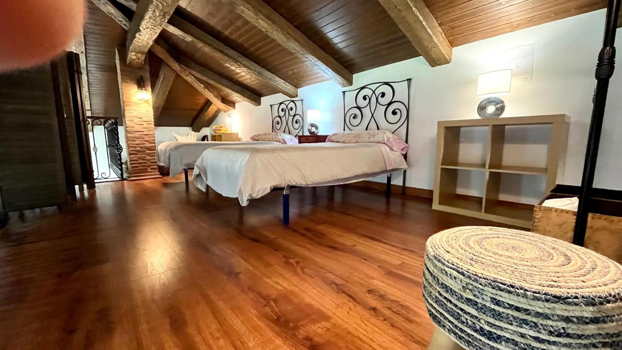 Casa Rural Montes De Trigo 헤레스 데 로스 카바예로스 외부 사진