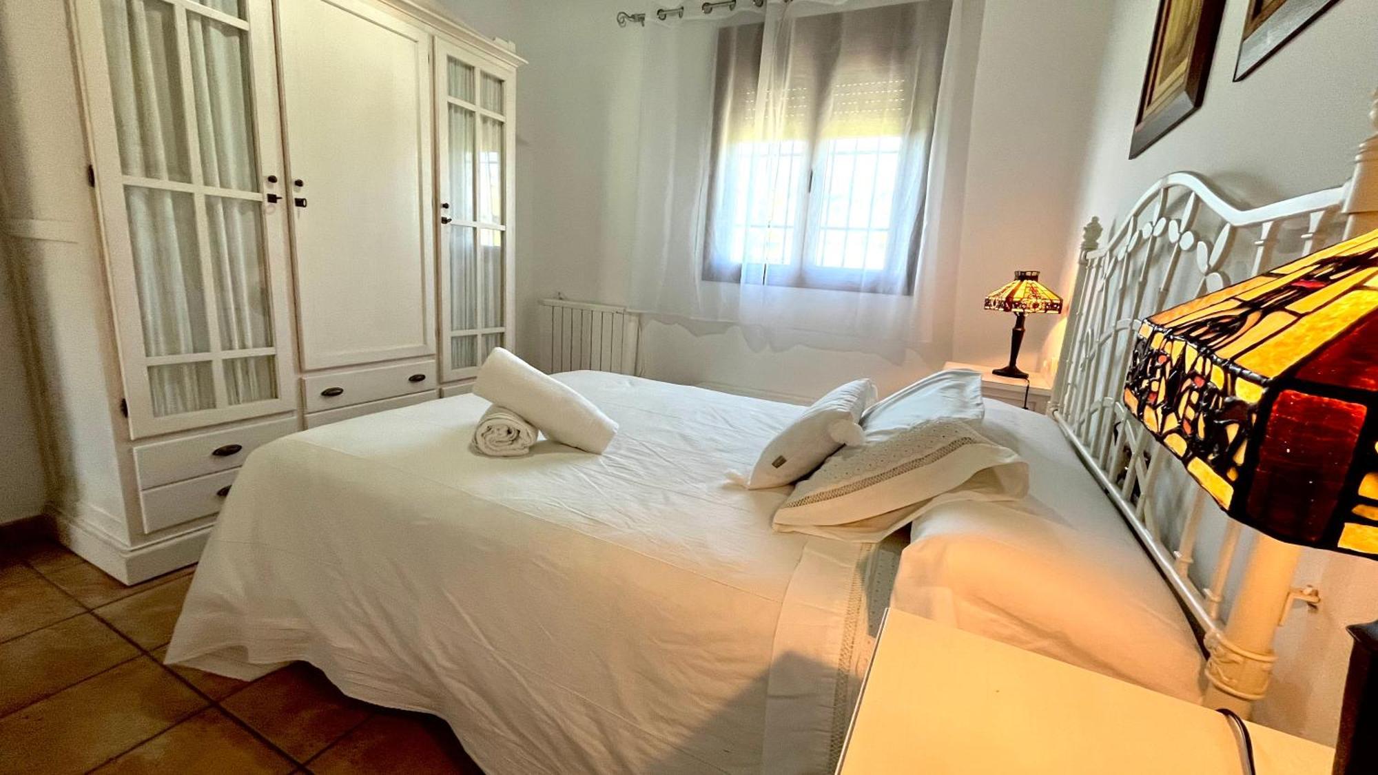 Casa Rural Montes De Trigo 헤레스 데 로스 카바예로스 외부 사진